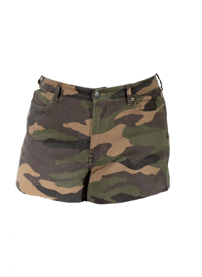 Plus Size Camo Frayed-Hem Denim Shorts - Image 3