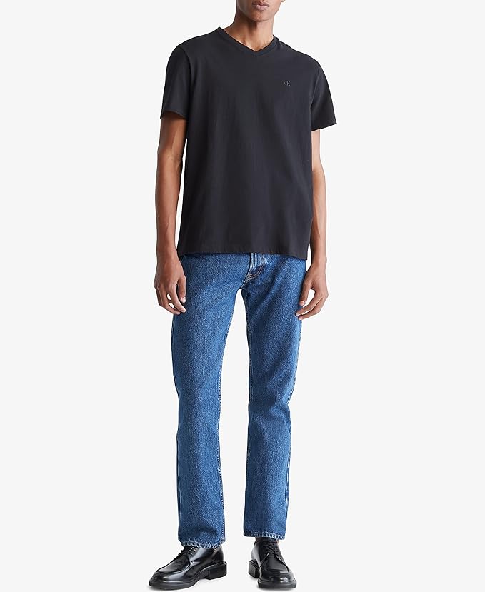 Short Sleeves Smooth Solid V-Neck Tee - Image 3