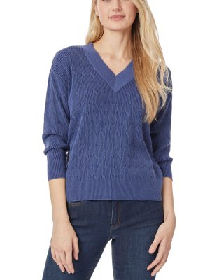 V-Neck Pullover