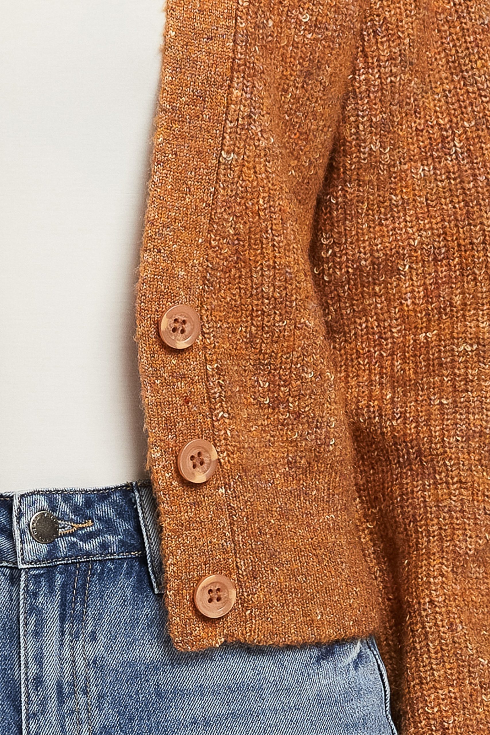 Damita Long Sleeve Raglan Sleeve V-Neck Three Button Fron Cardigan - Image 3