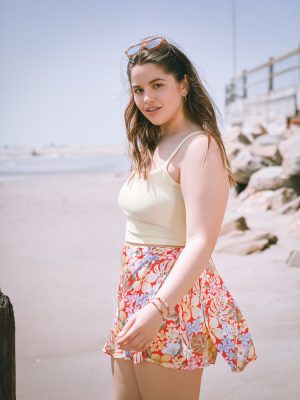 Plus Size Tropical Floral Print Mini Skirt