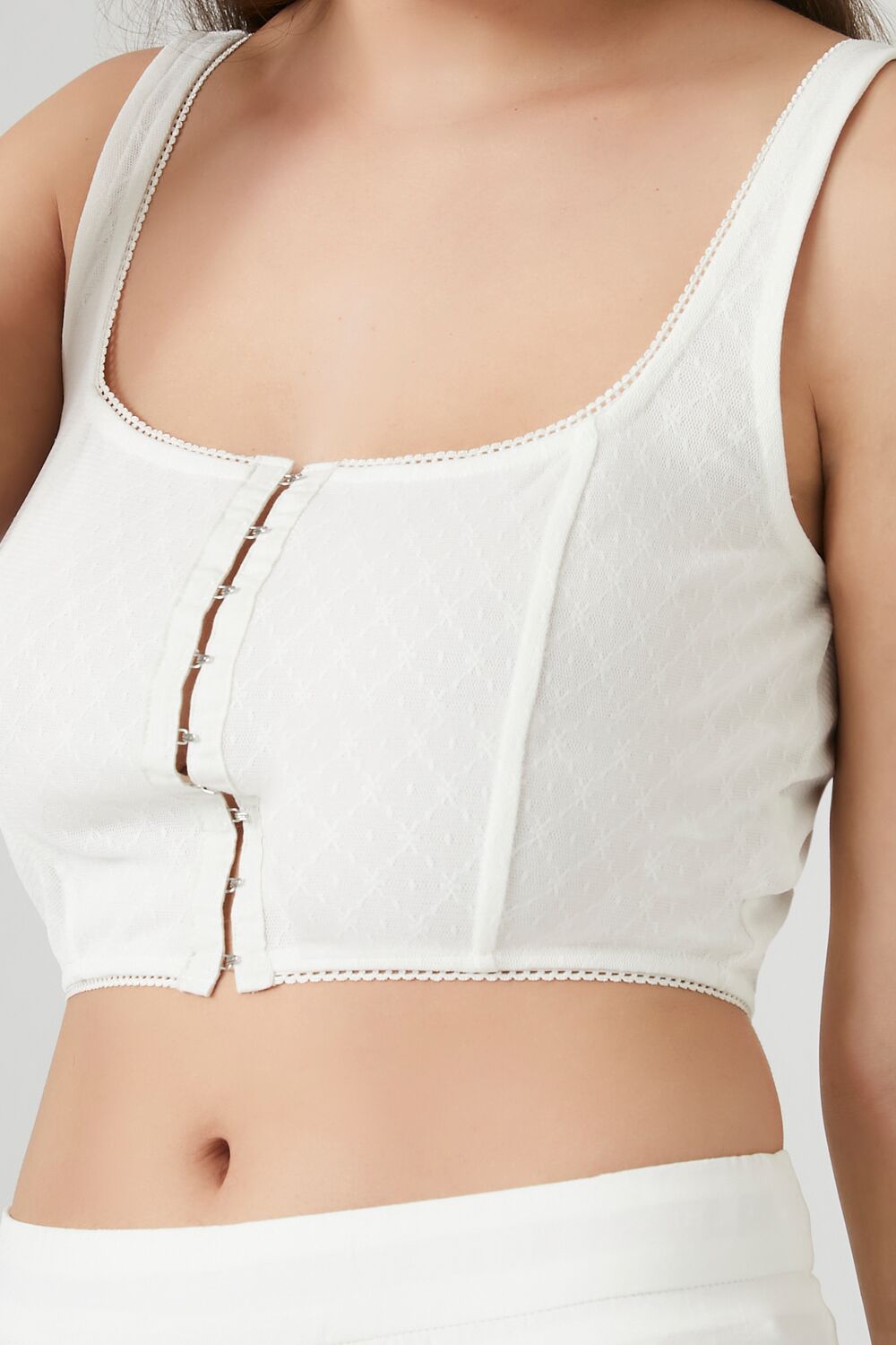 Hook-and-Eye Cropped Tank Top - Image 3