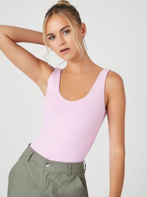 Scoop-Neck Fitted Tank Top