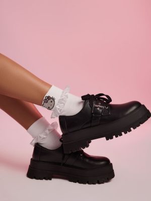 Ruffle Hello Kitty Crew Socks