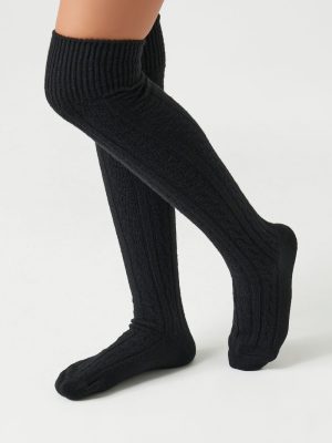 Cable Knit Knee-High Socks