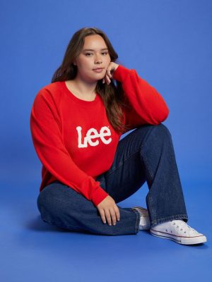 Plus Size Fleece Lee Graphic Pullover