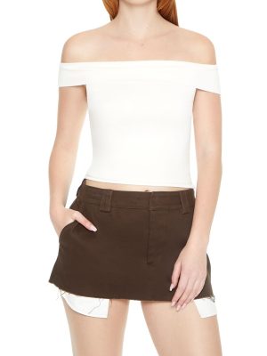 Off-the-Shoulder Fitted Top