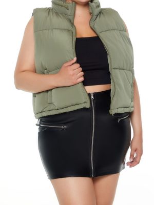 Plus Size Cropped Puffer Vest