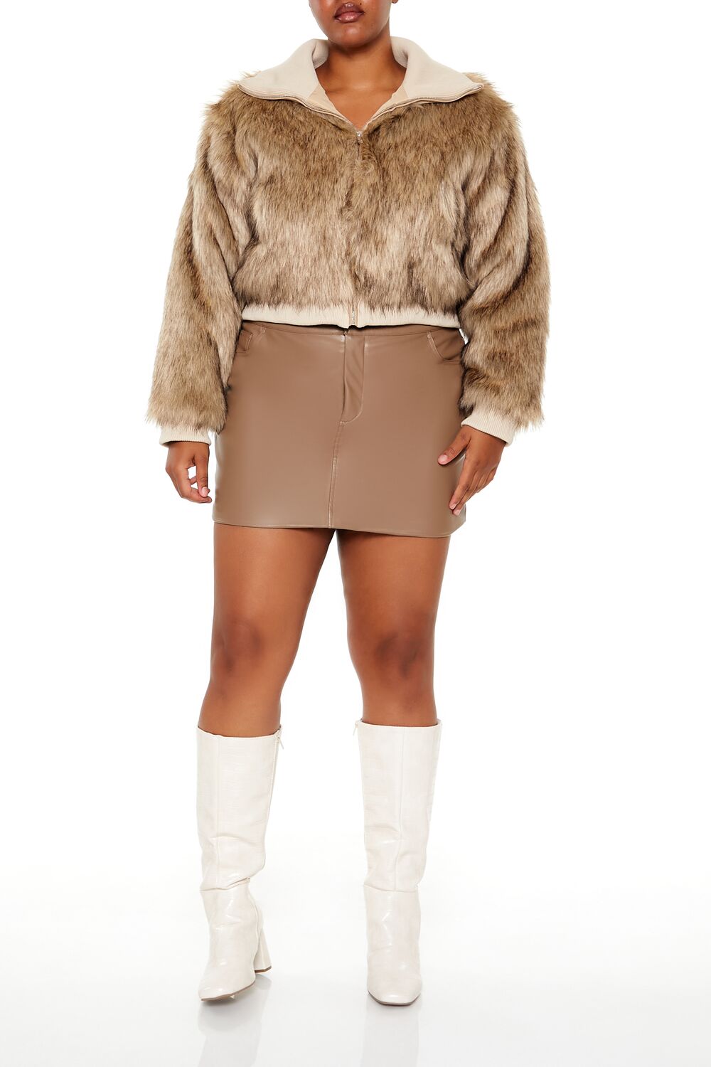 Plus Size Cropped Faux Fur Jacket - Image 2