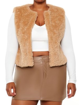 Plus Size Faux Shearling Cropped Vest